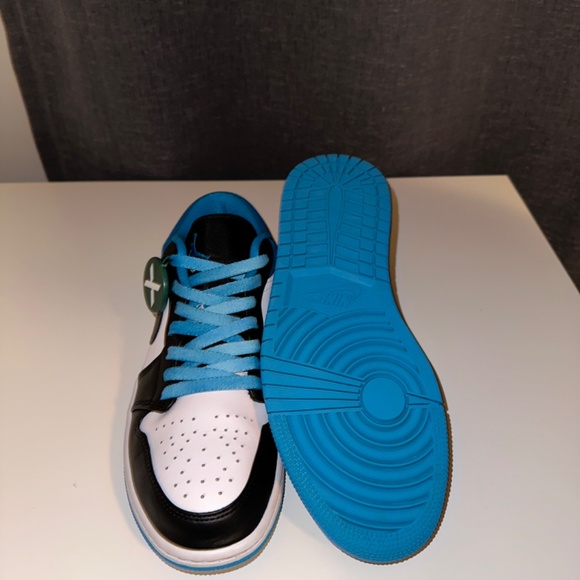 ‘Lazer blue’ Jordan low - Picture 2 of 3